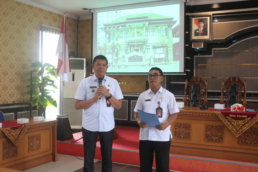 Desa Dalung Ikuti Pembinaan Evaluasi Perkembangan Desa Tahun 2023